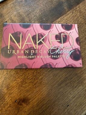 Urban Decay Naked Cherry Highlight & Blush Palette - Cherry Red Pink